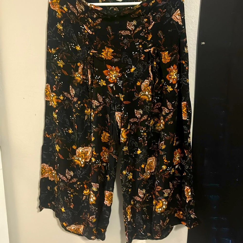 Juniors Barely used short/skirt size small